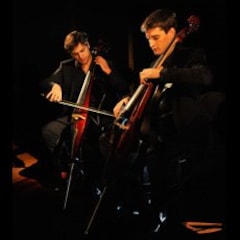 2CELLOS